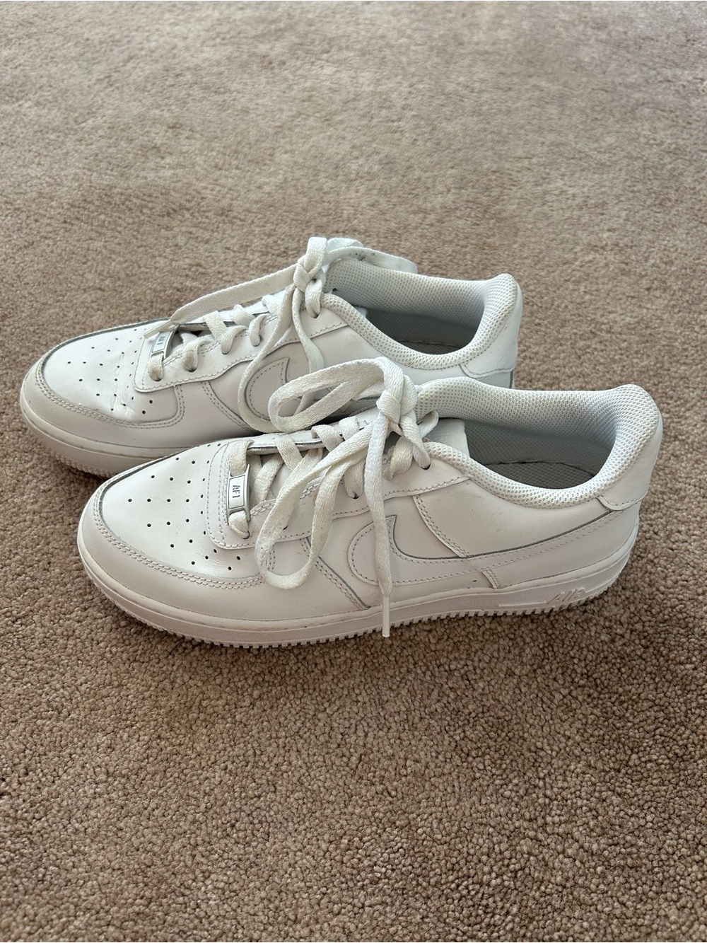 Nike Air Force 1 Low Triple White Sneakers Shoes Youth Size 6.5Y